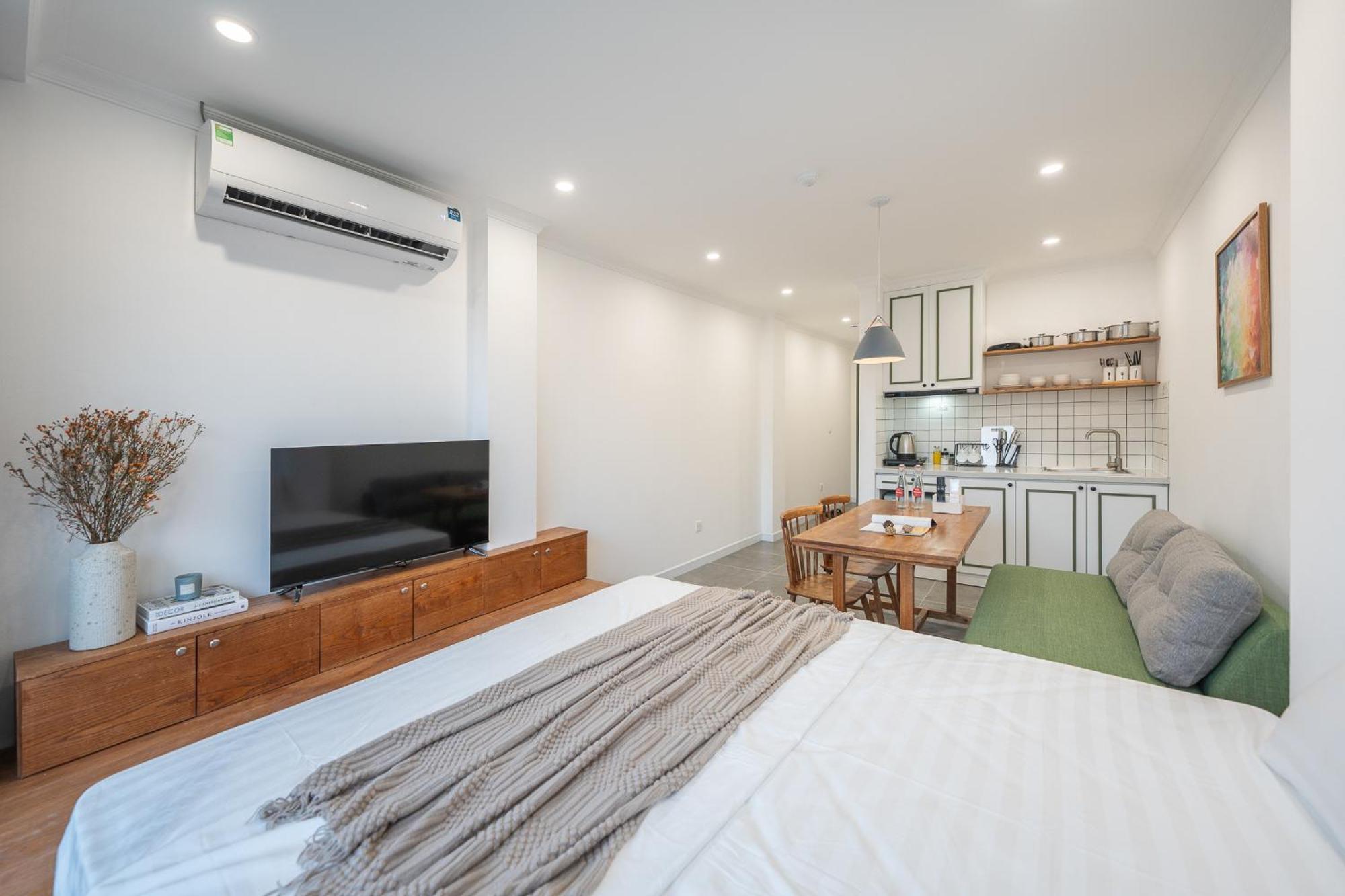 Location/Big Group/Private Villa With Pool And Kitchen ฮานอย ภายนอก รูปภาพ